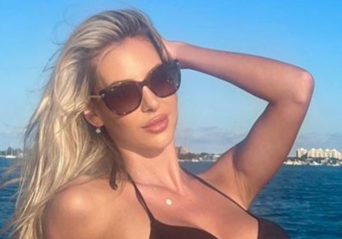 Golf Influencer Bri Teresi Flaunts Boobs And Abs In A Tiny Black Bikini