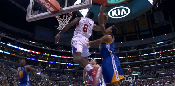 Chris Paul Throw Sick Half Court Lob To DeAndre Jordan (Video ...