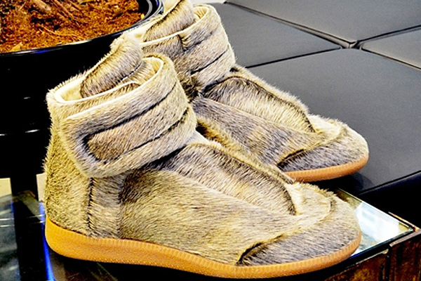 Maison Martin Margiela Designs “Yeezus” Tour Shoe For Kanye (Photos ...