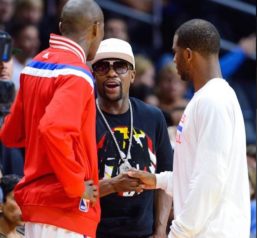 Mayweather Attends Clippers Game After Witnessing Murder-Suicide (Photo ...