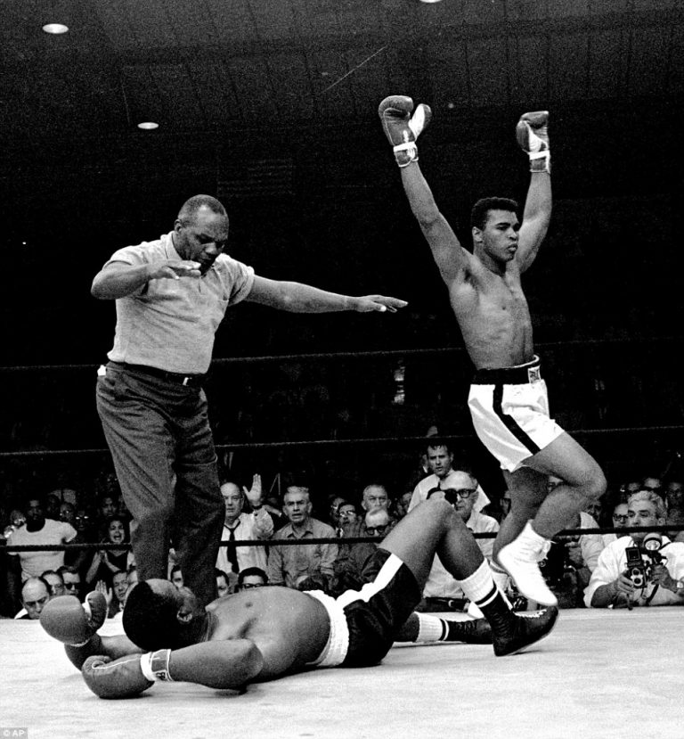 Unreleased Photos Revealed on 50th Anniversary of Ali-Liston 2 ...