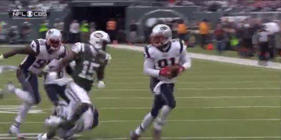 Pats Jamie Collins Scoops Up Strip-Sack Fumble For TD vs. Jets (Video ...