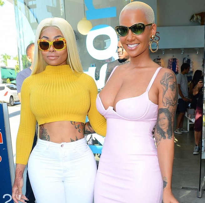 Amber-Rose-and-Blac-Chyna--Amber-Rose-Eye-Glass-Collection-The-Bash-Launch--07-662x828