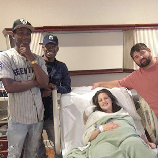 How Strangers Ended Up at Hospital With This Couple's Baby ...