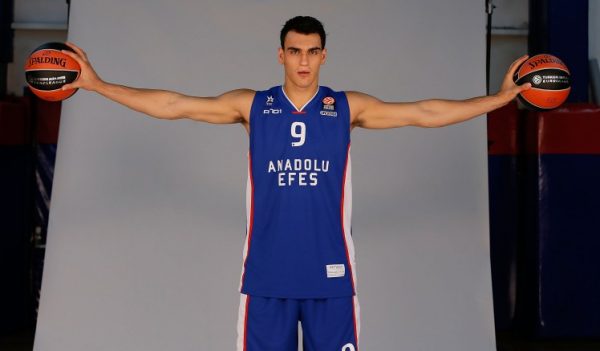 ISTANBUL, TURKEY - SEPTEMBER 28:  Dario Saric #9 poses during the Anadolu Efes 2014/2015 Turkish Airlines Euroleague Basketball Media Day at Abdi Ipekci Arena on September 28, 2014 in Istanbul, Turkey.  (Photo by Aykut Akici/EB via Getty Images)
