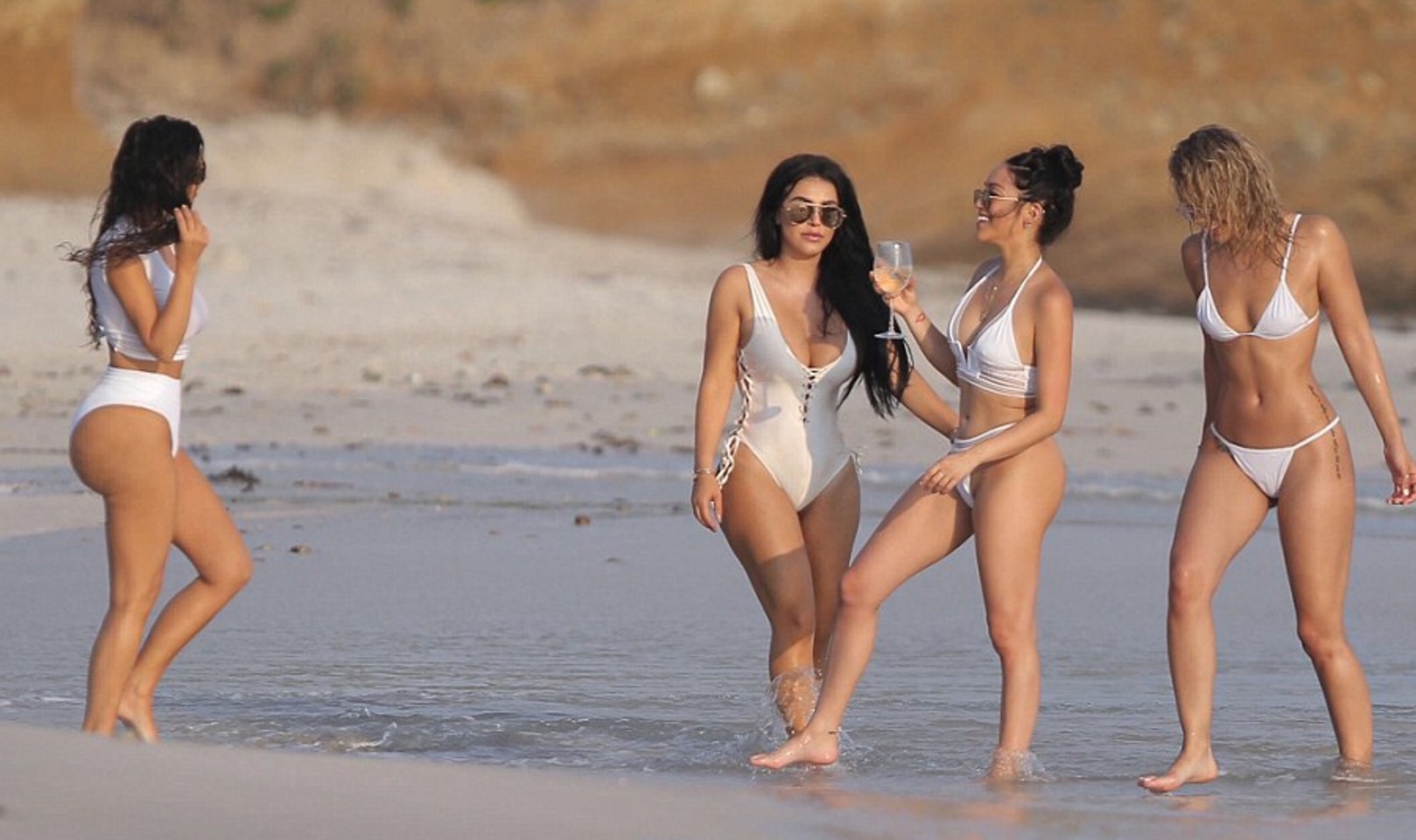 Kim Kardashian Nude Naked Beach 3 | BlackSportsOnline