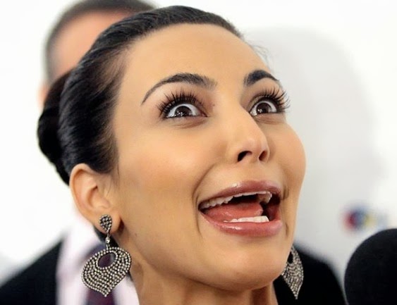 Kim Kardashian's Midnight Blue Hair: Celebrity Reactions - wide 8
