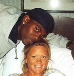 Randy Moss’s Twitter Rant Against Baby Mama For Spending $4 Mil on ...