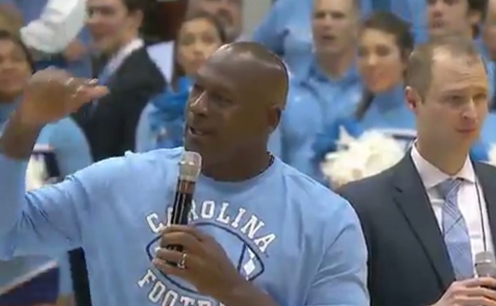 Michael Jordan Saying “The Ceiling is The Roof” Has Social Media Going ...