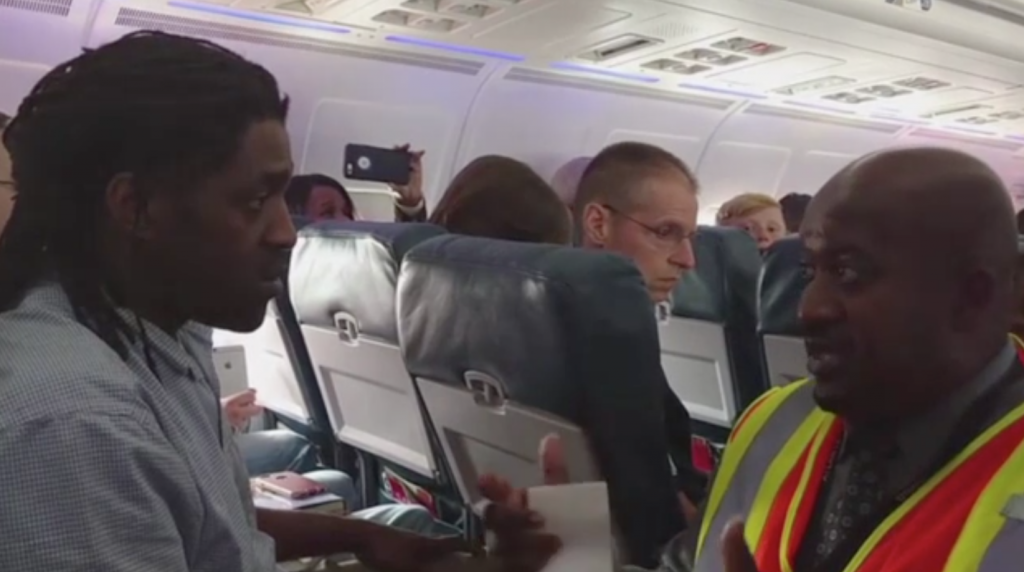 How Delta Kicked Man Off Flight For Wanting To Use The Bathroom (Video ...