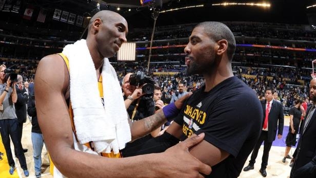 Kyrie Irving Seeks Advice From Kobe 