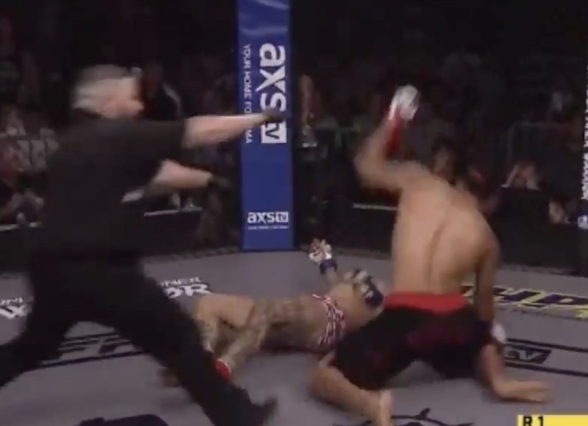 Watch One Of The Wildest 31 Seconds Fight In Mma History Both Fighters Get Rocked Ends With A Brutal Knockout Video Blacksportsonline