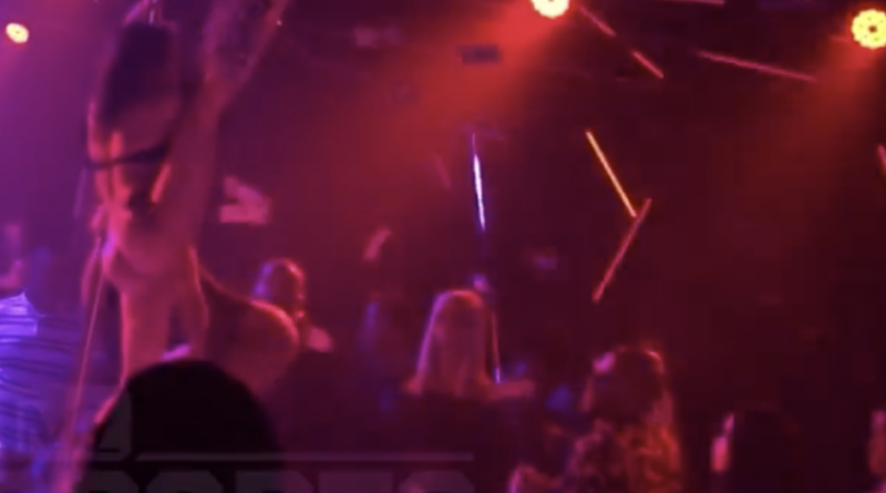 watch strip club performance Sara jay riding dick on couch