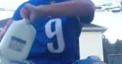 Watch Lions Fan Pour Milk on Himself After They Are Eliminated From Playoff Contention (Video) Watch Lions Fan Pour Milk on Himself After They Are Eliminated From Playoff Contention (Video)