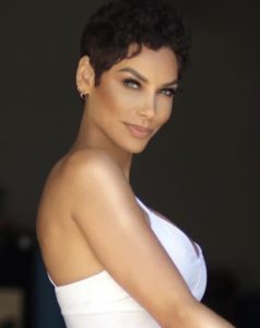 Nicole Murphy Posts On Instagram For First Time Since Kissing Married ...