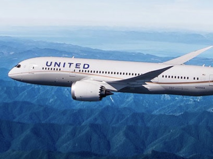 Who is the NFL Player Suing United Airlines For Being Sexually ...