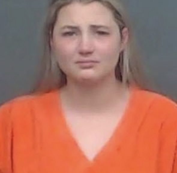 Video: Teacher Ashlyn Faye Bell Arrested for Having Sex With 3 Students ...