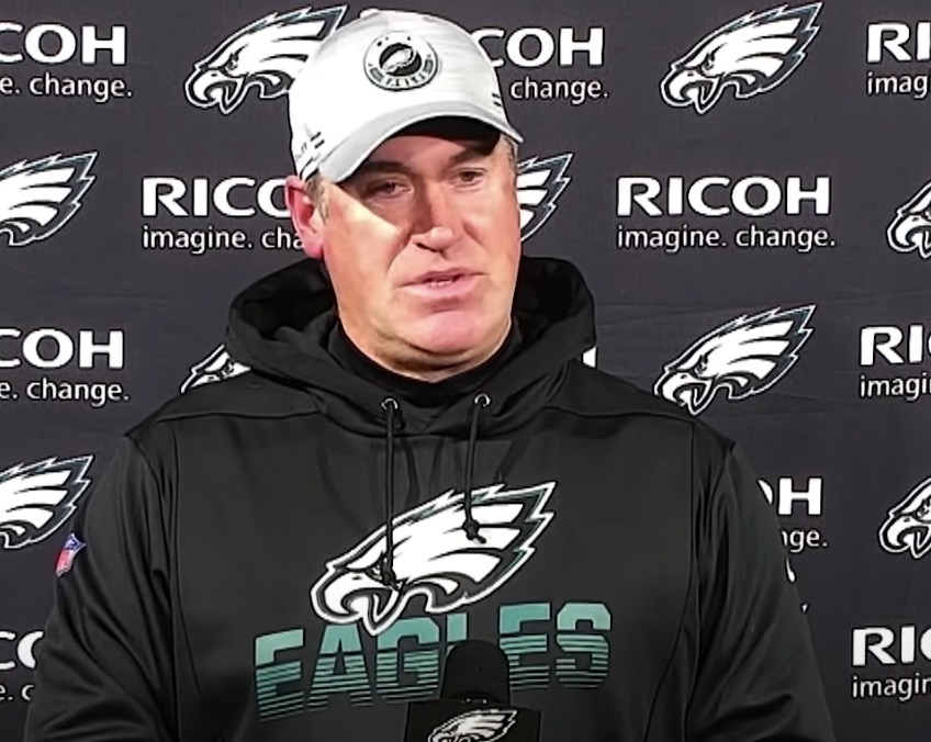 Video: Eagles Players Were Ready to Attack HC Doug Pederson For Taking ...