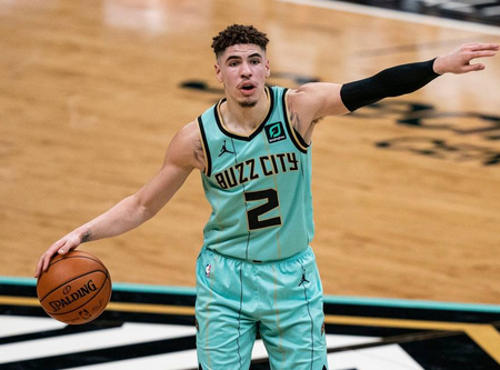 LaMelo Ball Shines With 15 Points In Loss To Grizzlies; Scoring Needed