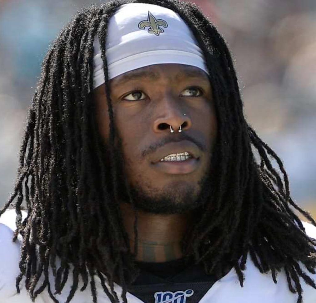 Alvin Kamara Reveals What He Told NFL Team About Nose Ring - The Spun:  What's Trending In The Sports World Today