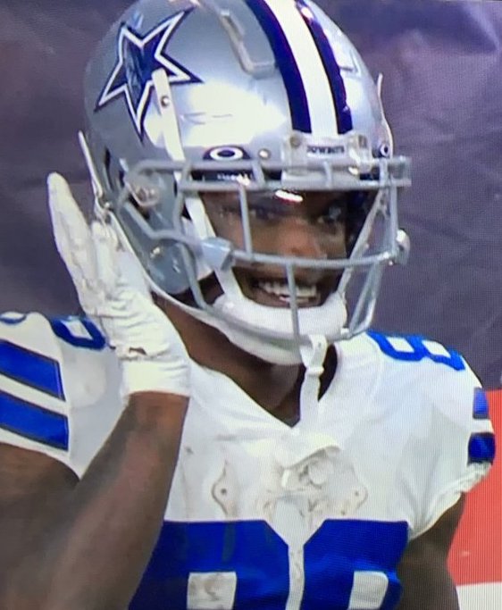 Schefter] Cowboys' WR CeeDee Lamb has been fined five times in the first  six games this season, per sources. The next time Lamb is penalized for  having his jersey untucked, it will
