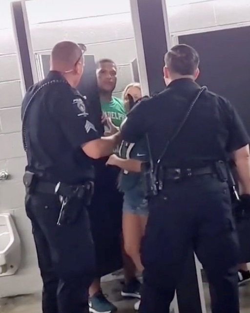 watch-eagles-fans-get-arrested-for-having-sex-in-bathroom-during