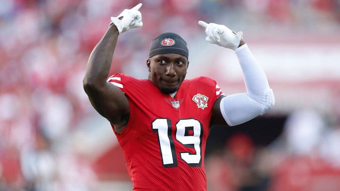 TRENDING: 49er's Deebo Samuel Knows Tiger Woods is the G.O.A.T.