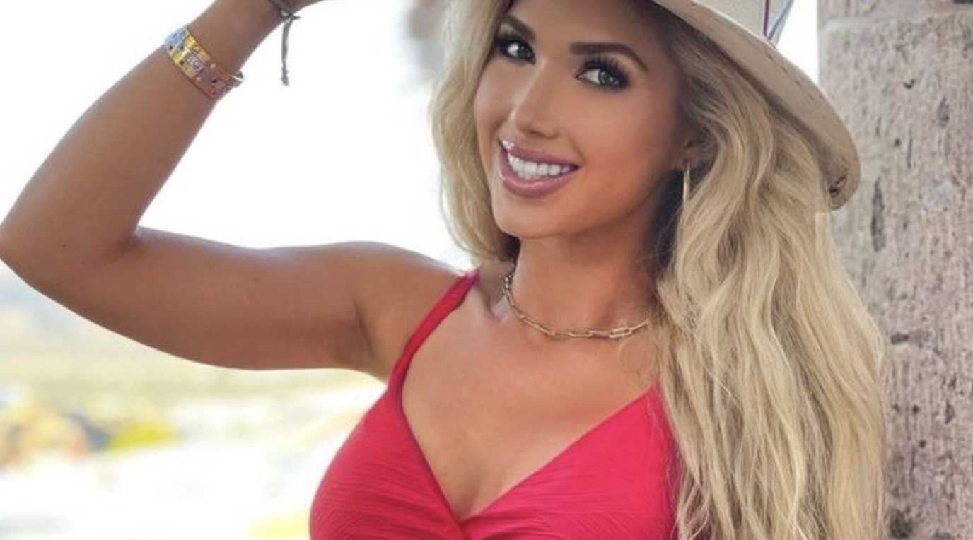 Chiefs Owner's Daughter Gracie Hunt Nods Sensual Glamour at Super