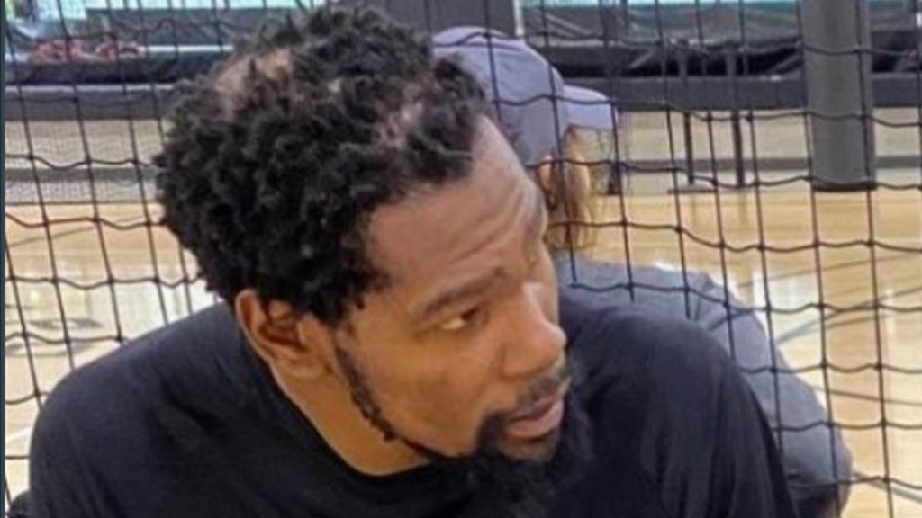 Kevin Durant's New Blonde Hair Sparks Social Media Frenzy - wide 9