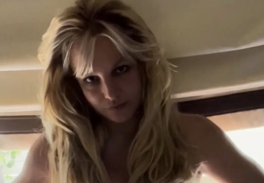 Britney Spears Doing Porn - Britney Spears Confesses To Getting Into A Big Fight With Someone Over  Topless Photos â€“ BlackSportsOnline