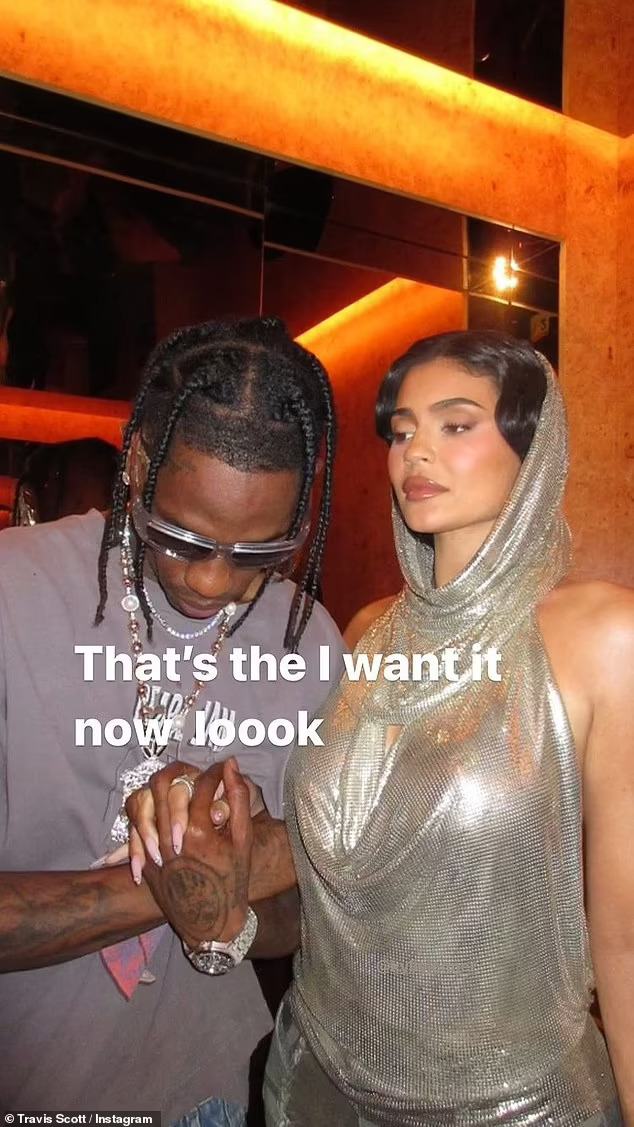 Travis Scott Shares Racy Pink Thong Of His Girlfriend Kylie Jenner To ...