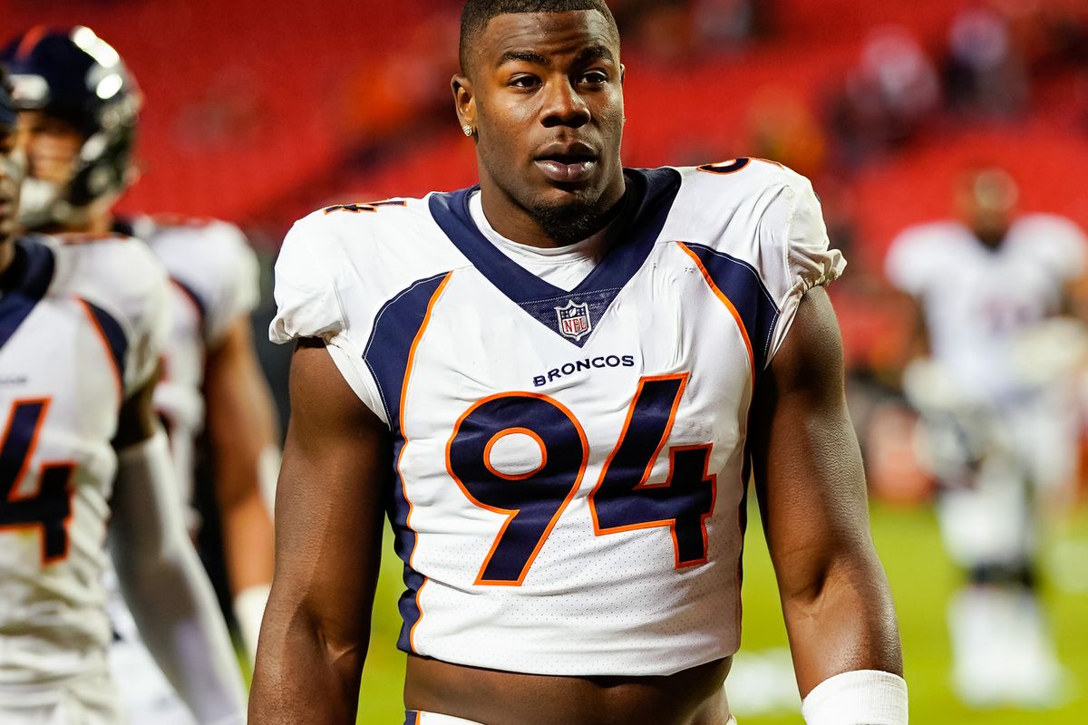 Broncos LB Aaron Patrick Suing The NFL And Chargers For His Torn ACL