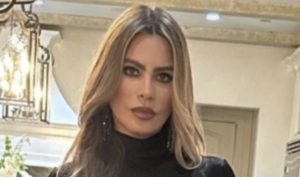 Watch Sofia Vergara Show Off Bikini Body In Epic Throwback To Former Commercial Days