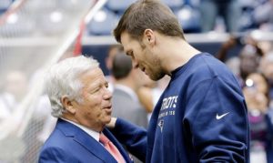 Robert Kraft Says He Hopes Tom Brady Signs One Day Contract and Retire as a Patriot