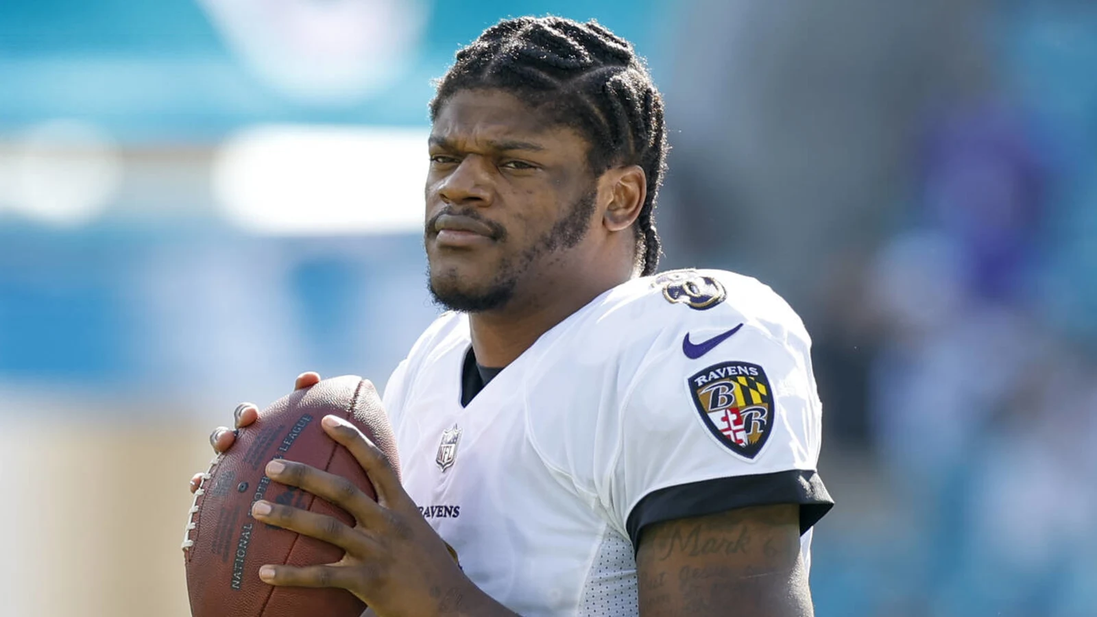 Lamar Jackson’s Rep Tells Teams He’s Ready to Move On From Ravens