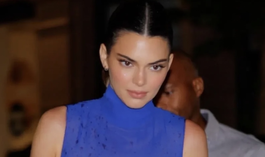 Kendall Jenner Goes Braless and Shows Nips Under a Sheer Blue Dress ...