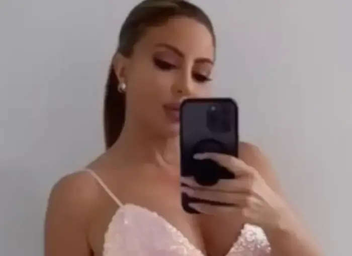 48-Year-Old Larsa Pippen Shows Off Her Boobs And Thighs In