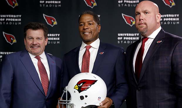 Ex Cardinals HC Steve Wilks Confirms Ex VP Terry McDonough’s Claims During Testimony That They Were Given Burner Phones