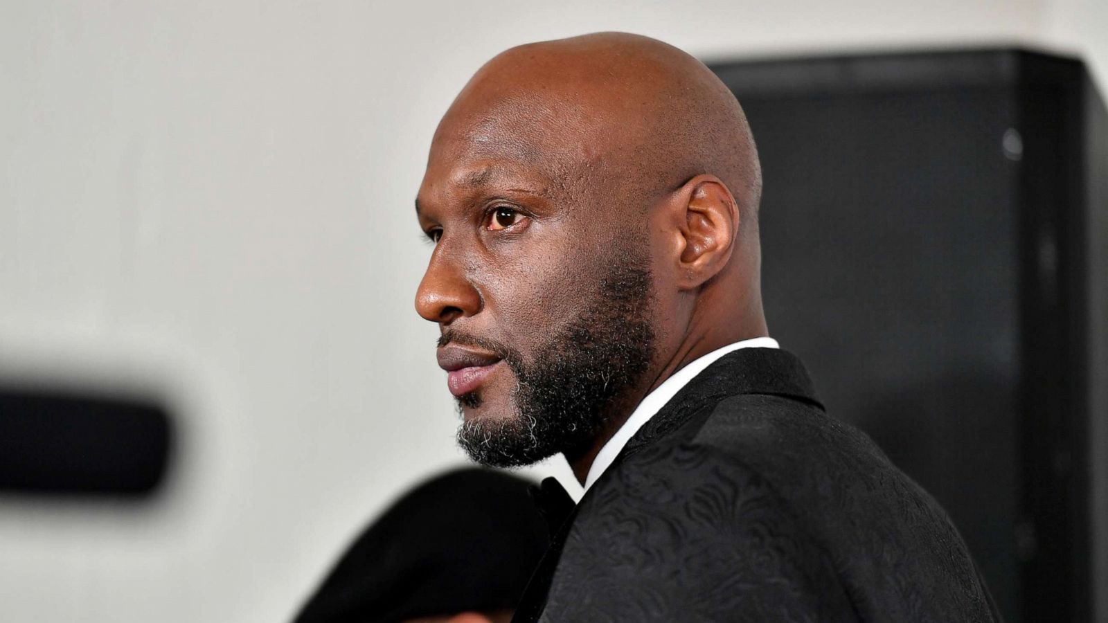 Lamar Odom’s Midnight Drive Ends in a Crash, Leaving His Mercedes Wrecked