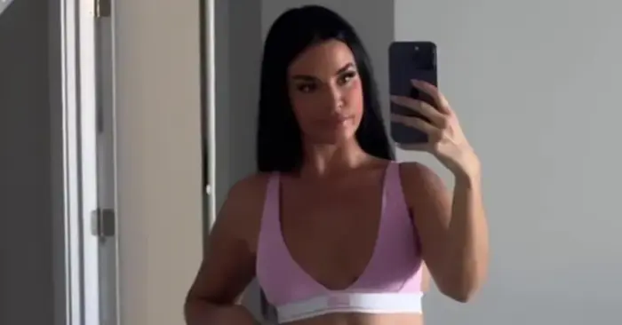 World Cups Sexiest Fan Ivana Knoll Drops Thirst Trap Video Showing Off Massive Curves In Pink 7407