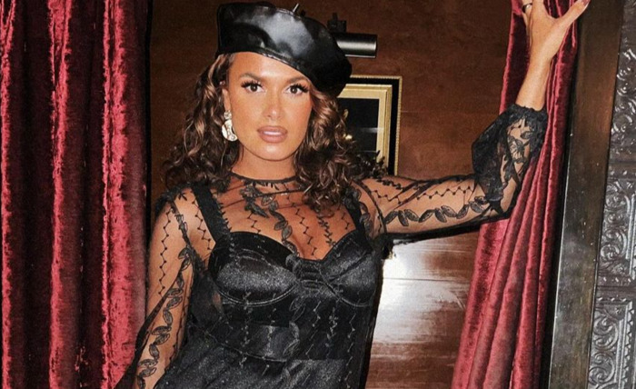 FS1 Joy Taylor Shows Off In Lingerie-Style Outfit And Matching Boots For Halloween