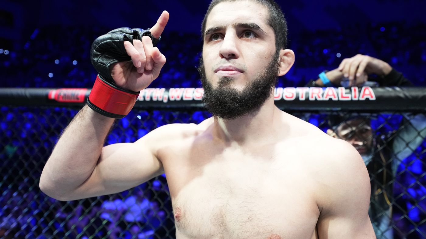 Islam Makhachev’s Manager Puts Justin Gaethje Next For Lightweight Title Fight Instead of Charles Oliveira