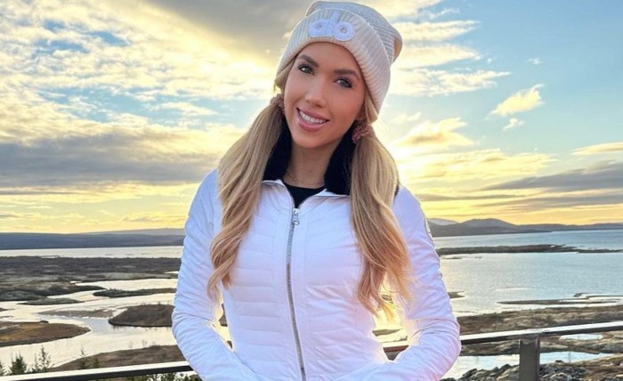 Chiefs’ Heiress Gracie Hunt Stuns Fans By Rocking Warm Weather Outfits While On Vacation