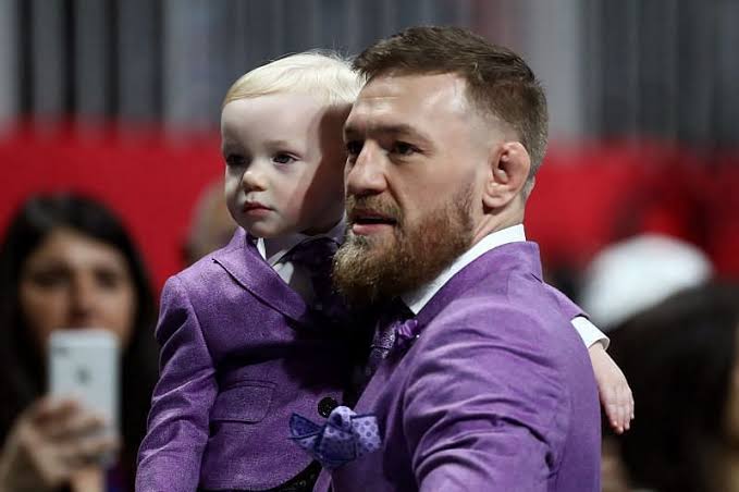 Conor McGregor Teaches Anthony Joshua’s Knockout Combination To His Minor Son, Fans React