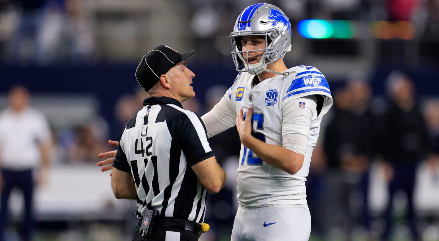 WATCH : Following the Cowboys-Lions Screw-Job, Someone Made a Vicious Referee Highlight Edit