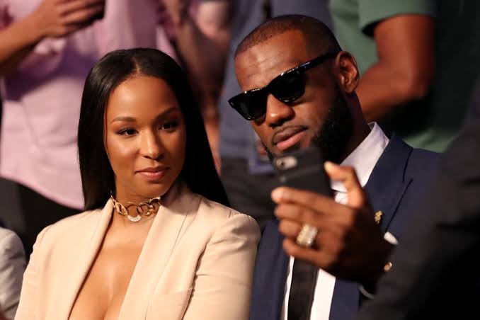 LeBron and Savannah James Turn Heads in Retro Splendor at Rich Paul’s 42nd Birthday