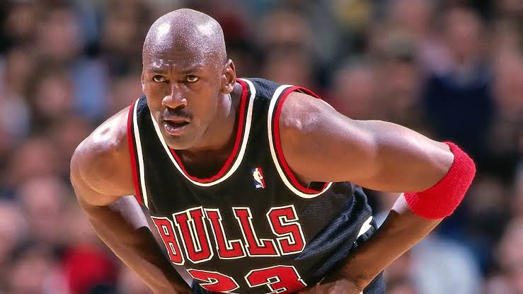 NFL Legend Declares Michael Jordan’s Move Puts Him in a League of His Own