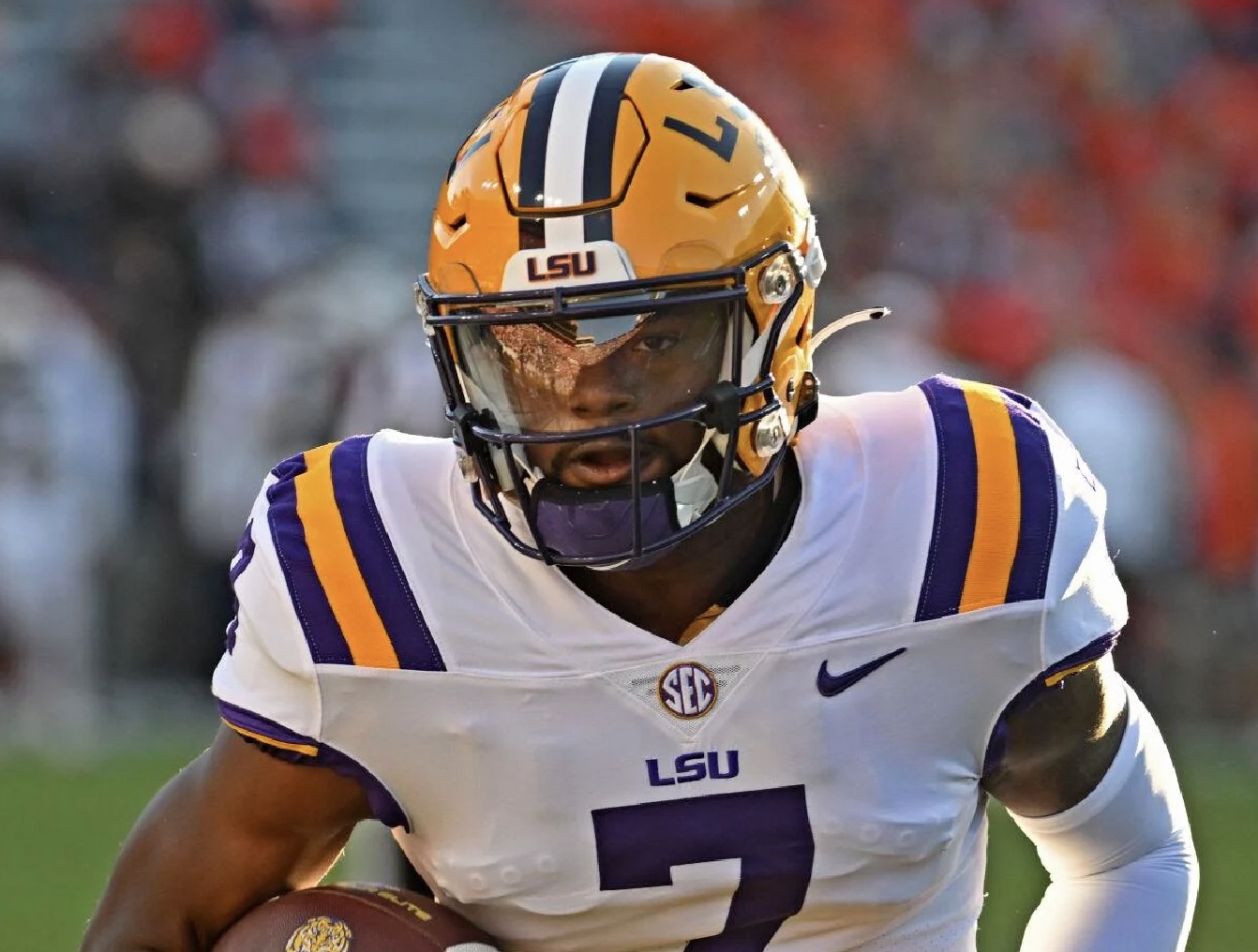 Ex-LSU WR Kayshon Boutte Arrested For Using Alias to Make Bets While Underage