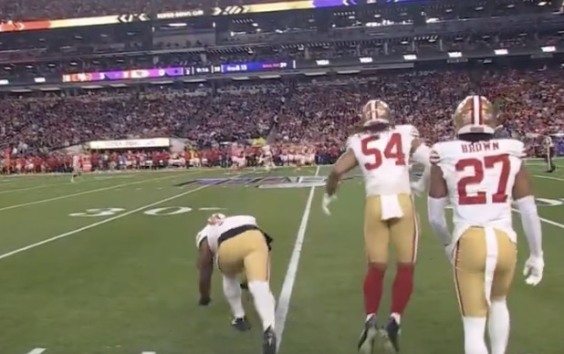 Video of 49ers Dre Greenlaw Injuring Himself While Running Onto The Field
