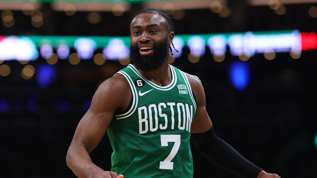 Jaylen Brown Talks Getting Bumped by Referee : “Get His A** Out the Way”